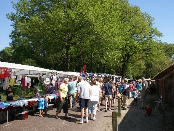 Dieverse zomermarkt