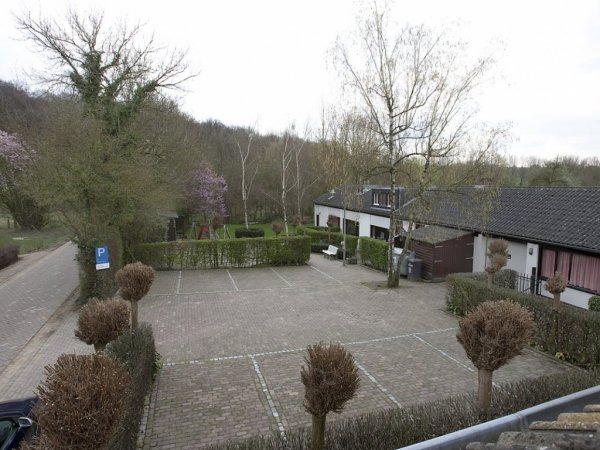 Parkeerplaatsen Vakantiewoningen De Biesenberg